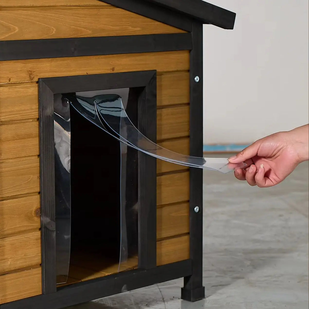 Natural Wood Double Door Outdoor Waterproof Dog House